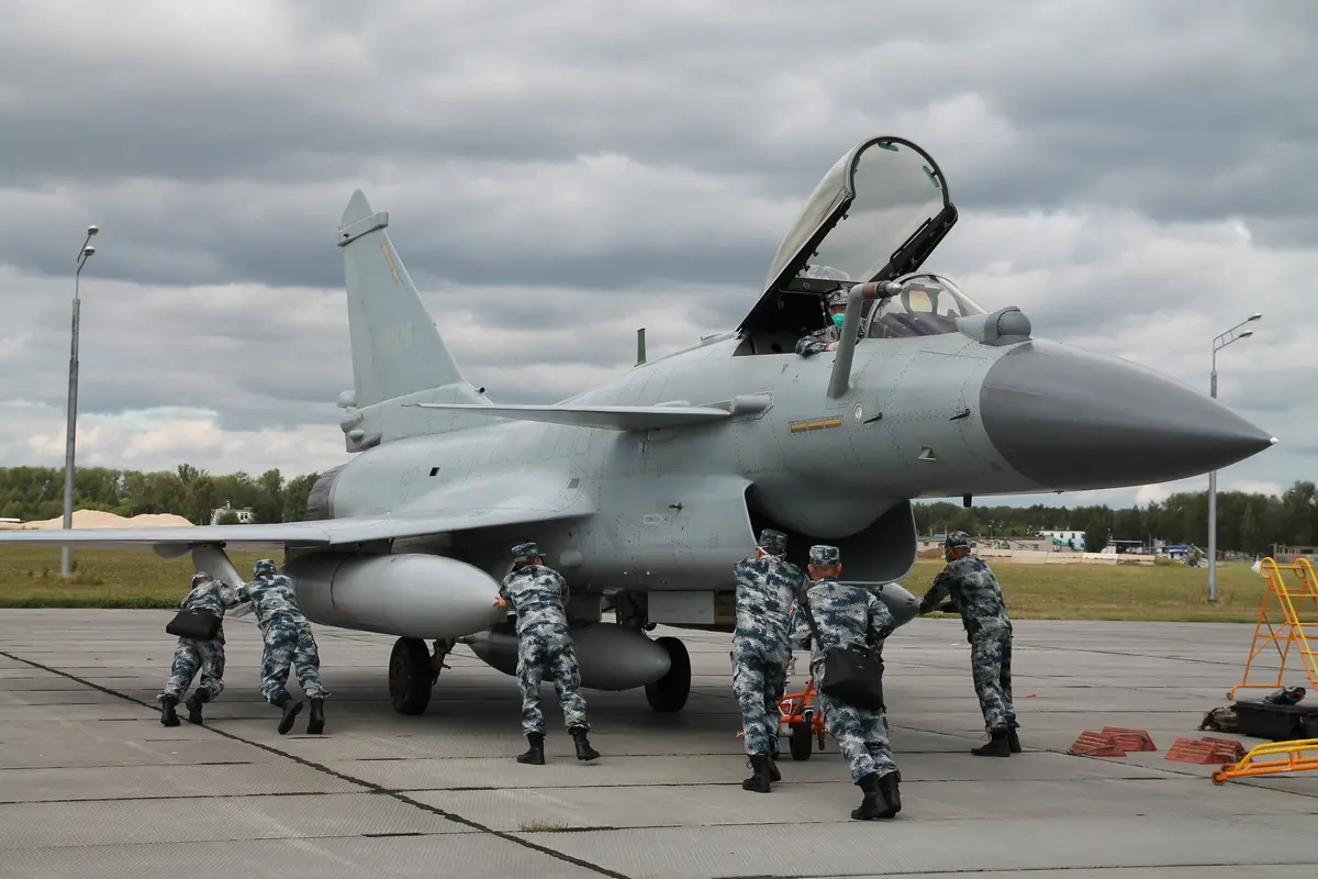 Why Is the Company Behind China’s J-10 Fighter Jet Seeing Its Share Price Fall?