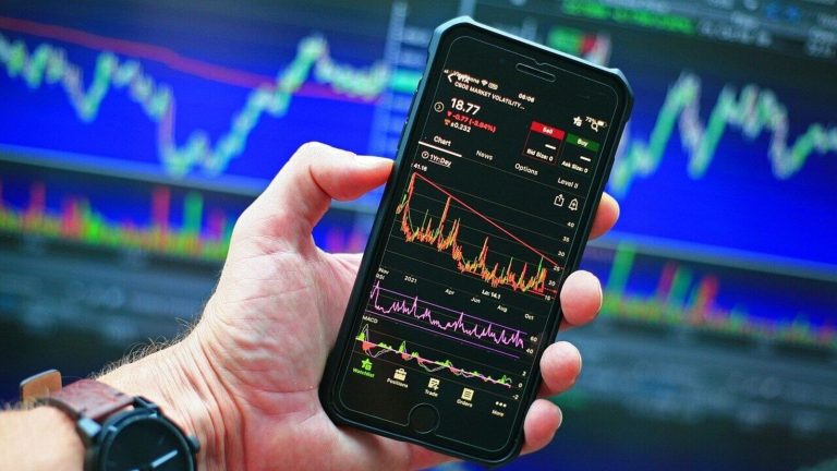 Ashish Kacholia-Backed Stock Announces Q4 Results and Dividend