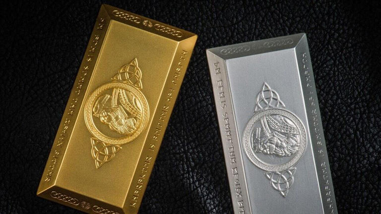 Silver Hits New Record Price of ₹1.07 Lakh per Kilo; Gold Stays Steady on MCX