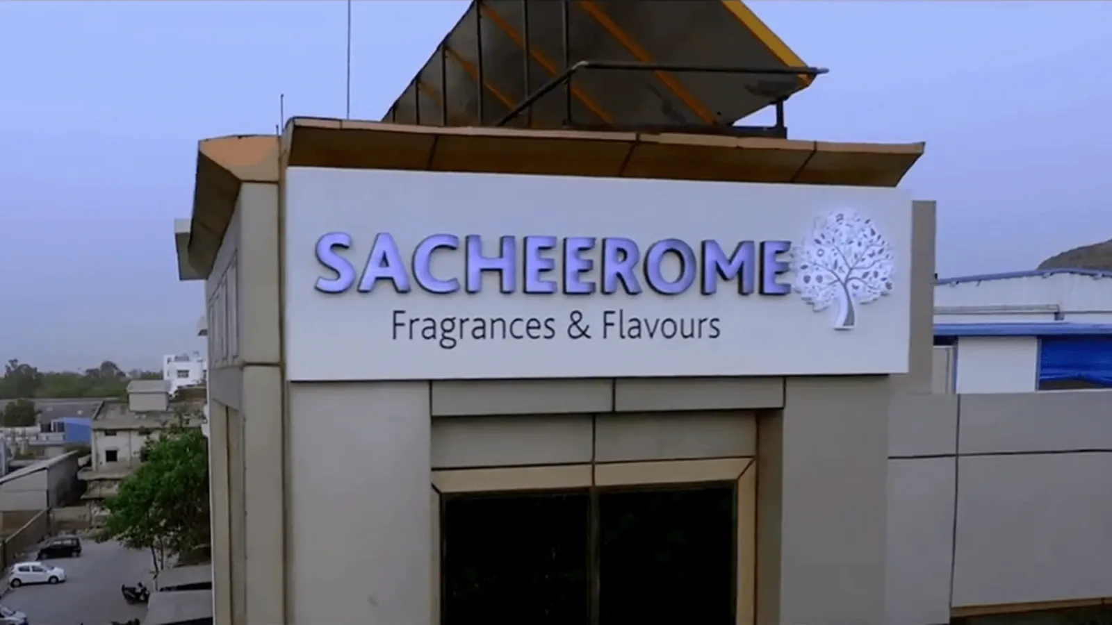 Sacheerome Makes a Smashing Debut on NSE SME, Shares List 50% Higher at ₹153